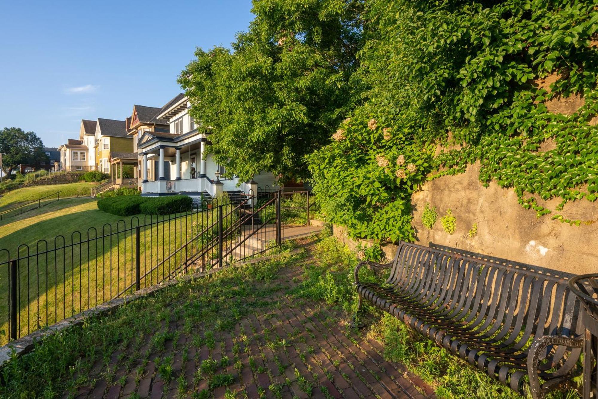 Dubuque'S Front Porch, Historic Charmer, Walk Downtown Eksteriør bilde